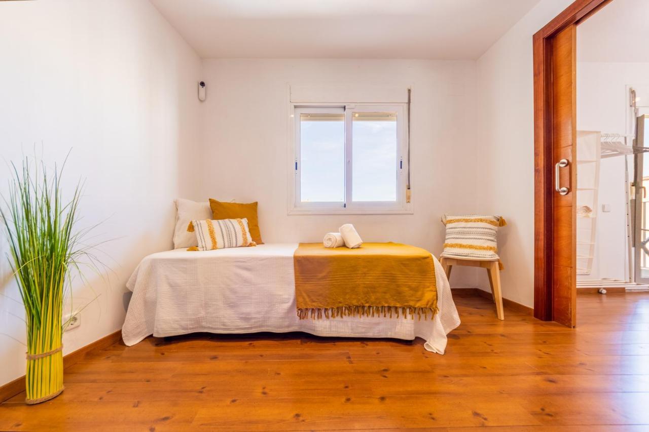 Apartamento Wooow!!! Atic Centric Amb Terrassa *