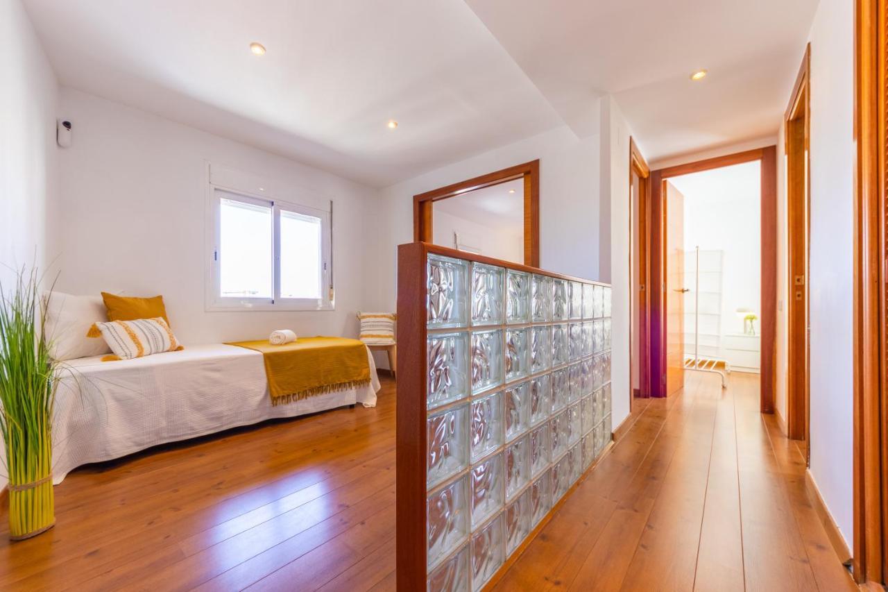 Apartamento Wooow!!! Atic Centric Amb Terrassa
